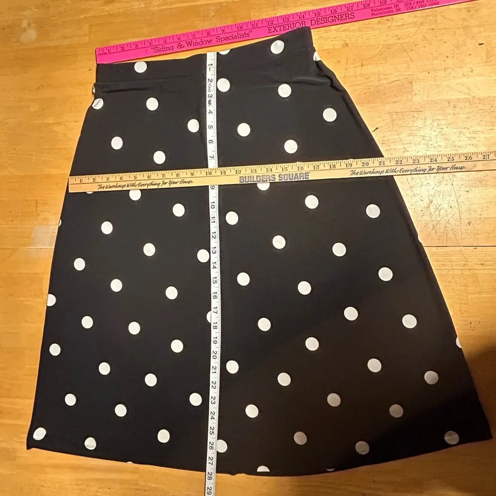 Black and White Polka Dot Skirt - Picture 6 of 8